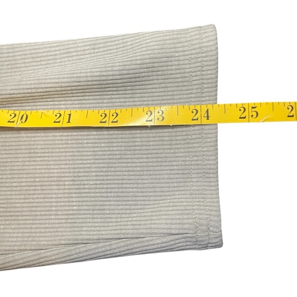 Reebok Asphalt Gray V-Neck Pullover Shirt Women's 2XL Runs Small Athletic Casual - Picture 8 of 9